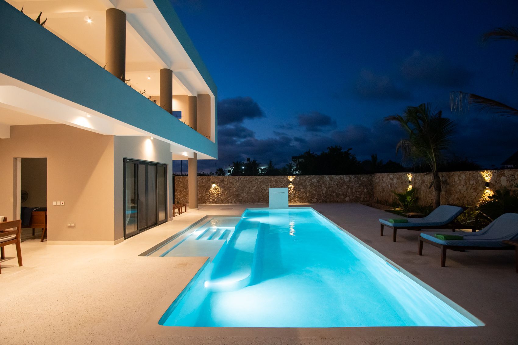 Private pool